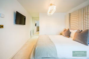 Photo 29- click for photo gallery